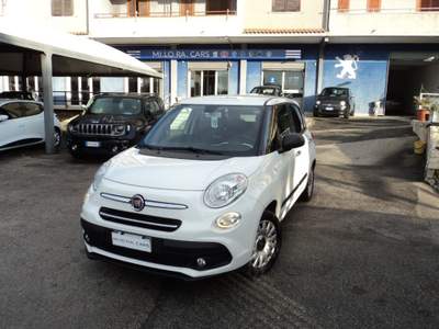 Fiat 500L Pro 1.3 MJT 95CV MTA Urban Bianco usata Giugliano in Campania