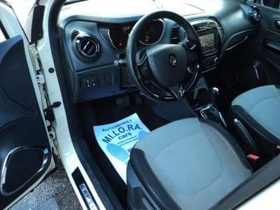 Renault Captur 1.5 dCi 8V 90 CV EDC Start&Stop Energy R-Link Beige usata Giugliano in Campania