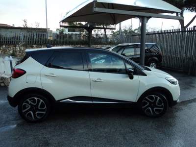 Renault Captur 1.5 dCi 8V 90 CV EDC Start&Stop Energy R-Link Beige usata Giugliano in Campania