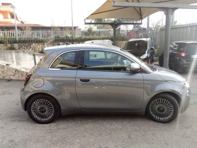 Fiat 500 La Prima Berlina 42 kWh Grigio usata Giugliano in Campania