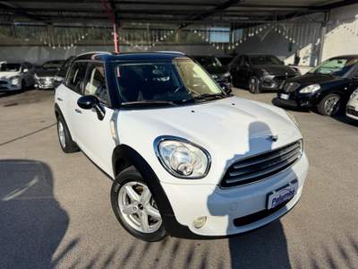 MINI Countryman Mini Cooper D Countryman Automatica Bianco usata Qualiano