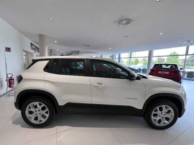 Jeep Avenger 1.2 Turbo Altitude MY24 Km.Zero Bianco usata Massanzago