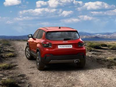 Jeep Avenger 1.2 Turbo Longitude Km. Zero Rosso usata Massanzago