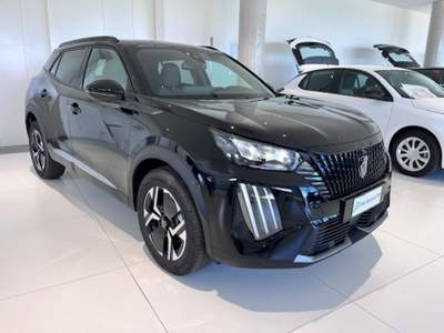 Peugeot 2008 PureTech 100 S&S Allure Vision Pack Km.0 Nero usata Massanzago
