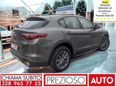 Alfa Romeo Stelvio 2.2 Turbodiesel 190 CV AT8 Q4 Business Grigio usata Poirino