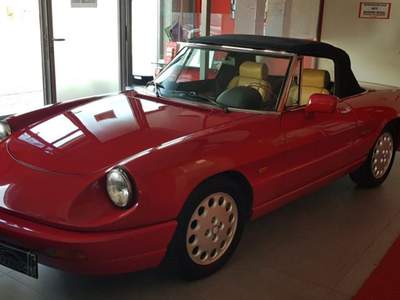 Alfa Romeo Spider 2.0i Rosso usata Poirino Alfa Romeo Spider 2.0i Rosso usata Poirino