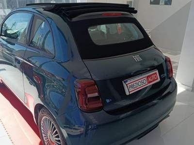 Fiat 500 Icon CABRIO 42 kWh FULL ELECTRIC Blu/Azzurro usata Poirino