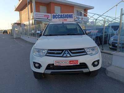 Mitsubishi L200 2.5 DI-D/136CV SC Inform DPF 4 POSTI Bianco usata Poirino