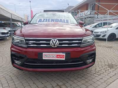 Volkswagen Tiguan Allspace 2.0 TDI 200 CV SCR DSG 4MOT. Advanced R-Line Grigio usata Poirino