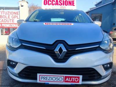Renault Clio TCe 12V 75 CV 5 porte Business Argento usata Poirino