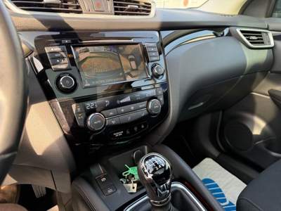 Nissan Qashqai 1.3 DIG-T 140 CV N-Connecta Nero usata Castelnuovo Rangone