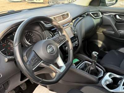 Nissan Qashqai 1.3 DIG-T 140 CV N-Connecta Nero usata Castelnuovo Rangone