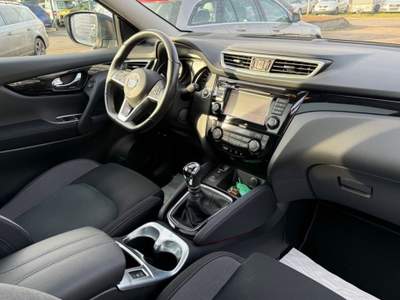 Nissan Qashqai 1.3 DIG-T 140 CV N-Connecta Nero usata Castelnuovo Rangone