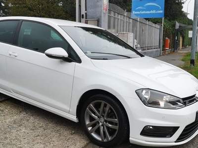 Volkswagen Golf 1.6TDI DSG 3p. SportEdition RLine BMT Bianco usata Corbetta