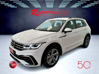 Volkswagen Tiguan 2.0 TDI 150 CV DSG R-Line km 38.000 Pronta Consegn Bianco usata Gubbio