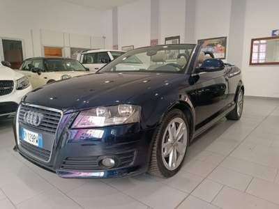 Audi A3 Cabrio 2.0 TDI F.AP. Attraction Blu/Azzurro usata Milano
