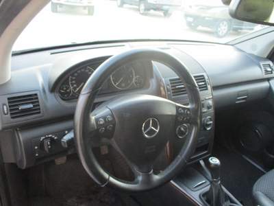 Mercedes-Benz Classe A ELEGANCE BENZINA Nero usata Treia