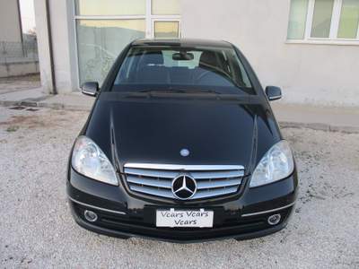 Mercedes-Benz Classe A ELEGANCE BENZINA Nero usata Treia