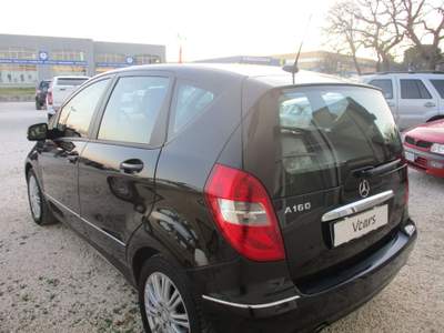 Mercedes-Benz Classe A ELEGANCE BENZINA Nero usata Treia