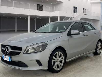 Mercedes-Benz Classe A W176 -  d Sport auto my16 Argento usata Pescara