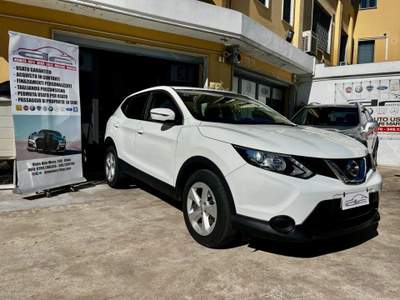 Nissan Qashqai 1.6 dCi 2WD N-Connecta Bianco usata OLBIA