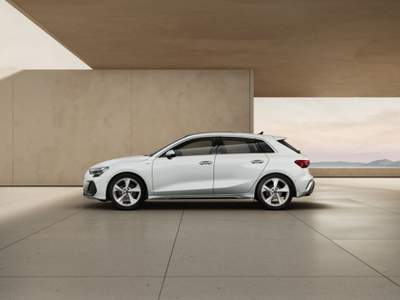 Audi A3 35 TDI S tronic S line edition PANORAMA - MATRIX Bianco usata Magenta