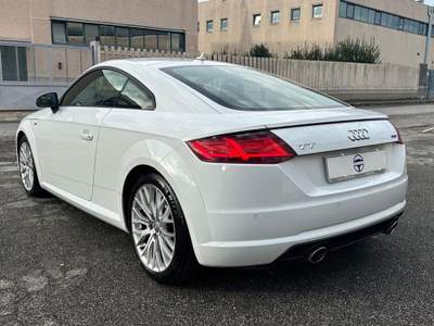 Audi TT Coupé 2.0 TDI 184cv quattro S-Tronic S-Line Bianco usata Fonte Nuova
