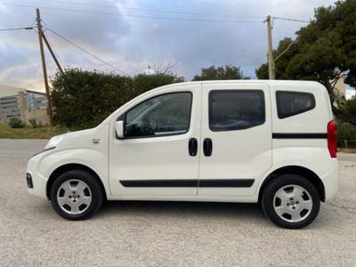 Fiat QUBO 1.3 MJT 80 CV Lounge Bianco usata Valderice