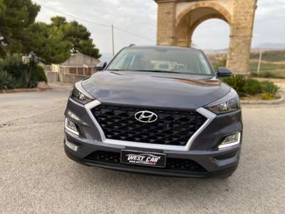 Hyundai Tucson 1.6 CRDi XPrime Grigio usata Valderice