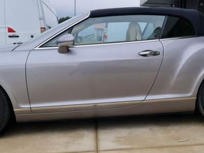 Bentley Continental GTC Grigio usata Maser