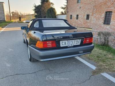 Mercedes-Benz SL Rara versione cambio manuale Nero usata CASALPUSTERLENGO