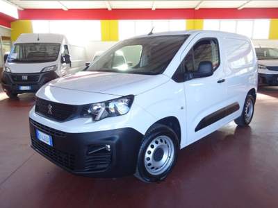 Peugeot Partner BlueHDi 130 S&S PC Furgone Premium 6Marce Bianco usata Maser