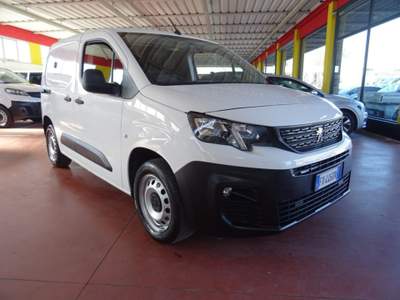 Peugeot Partner BlueHDi 130 S&S PC Furgone Premium 6Marce Bianco usata Maser