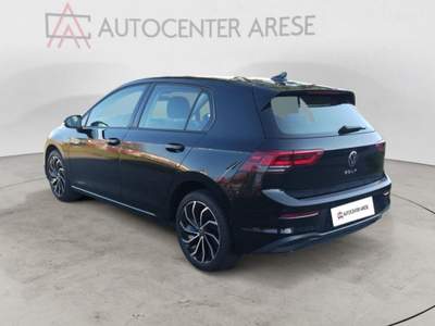 Volkswagen Golf 2.0 TDI DSG SCR Life TETTO Nero usata RHO