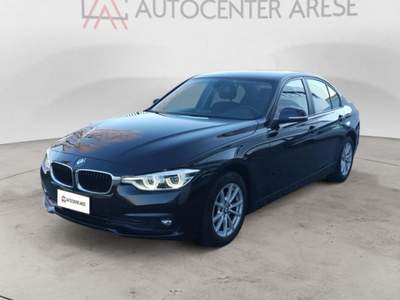 BMW Serie 3 318d d Business Advantage aut. Nero usata RHO