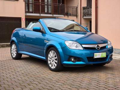 Opel Tigra TwinTop 1.4 16V ECOTEC 90 CV Sport NEOPATENTATI Blu/Azzurro usata Cava Manara