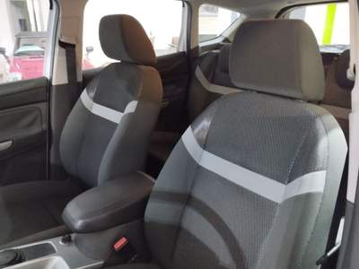 Ford Kuga 2.0 TDCi 140 CV 2WD Titanium DPF NEOPATENTATI Bianco usata Amantea CS