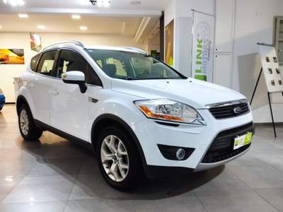 Ford Kuga 2.0 TDCi 140 CV 2WD Titanium DPF NEOPATENTATI Bianco usata Amantea CS