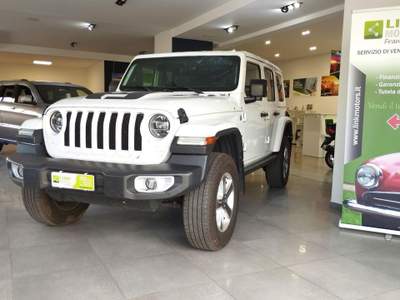Jeep Wrangler Unlimited 2.2 Mjt II Sahara / Mopar 1941 Bianco usata Amantea CS