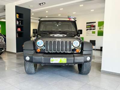 Jeep Wrangler Unlimited 2.8 CRD DPF Rubicon Auto Nero usata Amantea CS