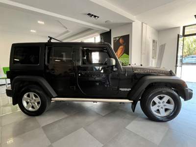 Jeep Wrangler Unlimited 2.8 CRD DPF Rubicon Auto Nero usata Amantea CS