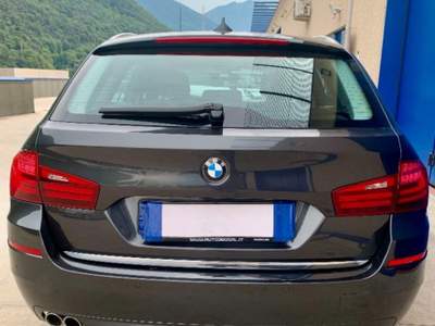 BMW Serie 5 530d d xDrive  Touring Luxury TETTO PANORAMICO Grigio usata Pisogne