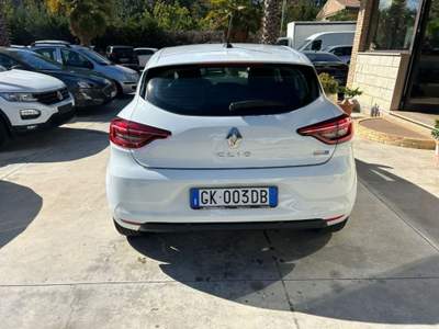 Renault Clio Full Hybrid E-Tech 140 CV Bianco usata Caltagirone