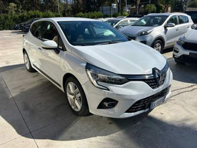 Renault Clio Full Hybrid E-Tech 140 CV Bianco usata Caltagirone
