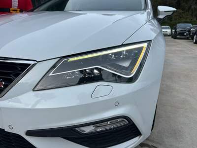 Seat Leon 2.0 TDI 150 CV 5p. FR Bianco usata Caltagirone