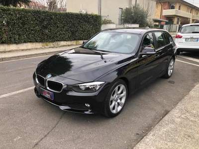 BMW Serie 3 318d d Touring Nero usata Bregnano