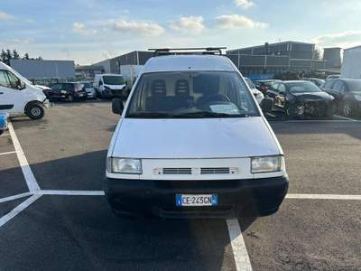 Fiat Scudo 1.9 diesel Furgone Business Bianco usata Bregnano