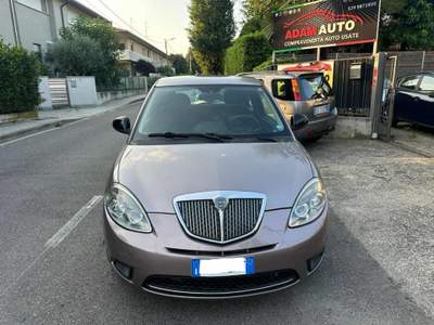 Lancia Ypsilon 1.2 69 CV Elle Grigio usata Bregnano