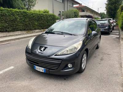 Peugeot 207 1.4 8V 95CV 5p. Energie Sport Grigio usata Bregnano