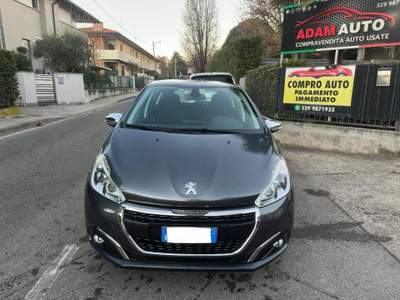 Peugeot 208 1° serie PureTech 82 5 porte Active Grigio usata Bregnano